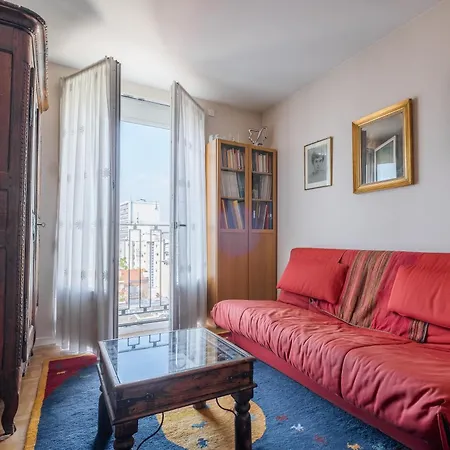 Veeve - Quintessentially Quinzieme Daire